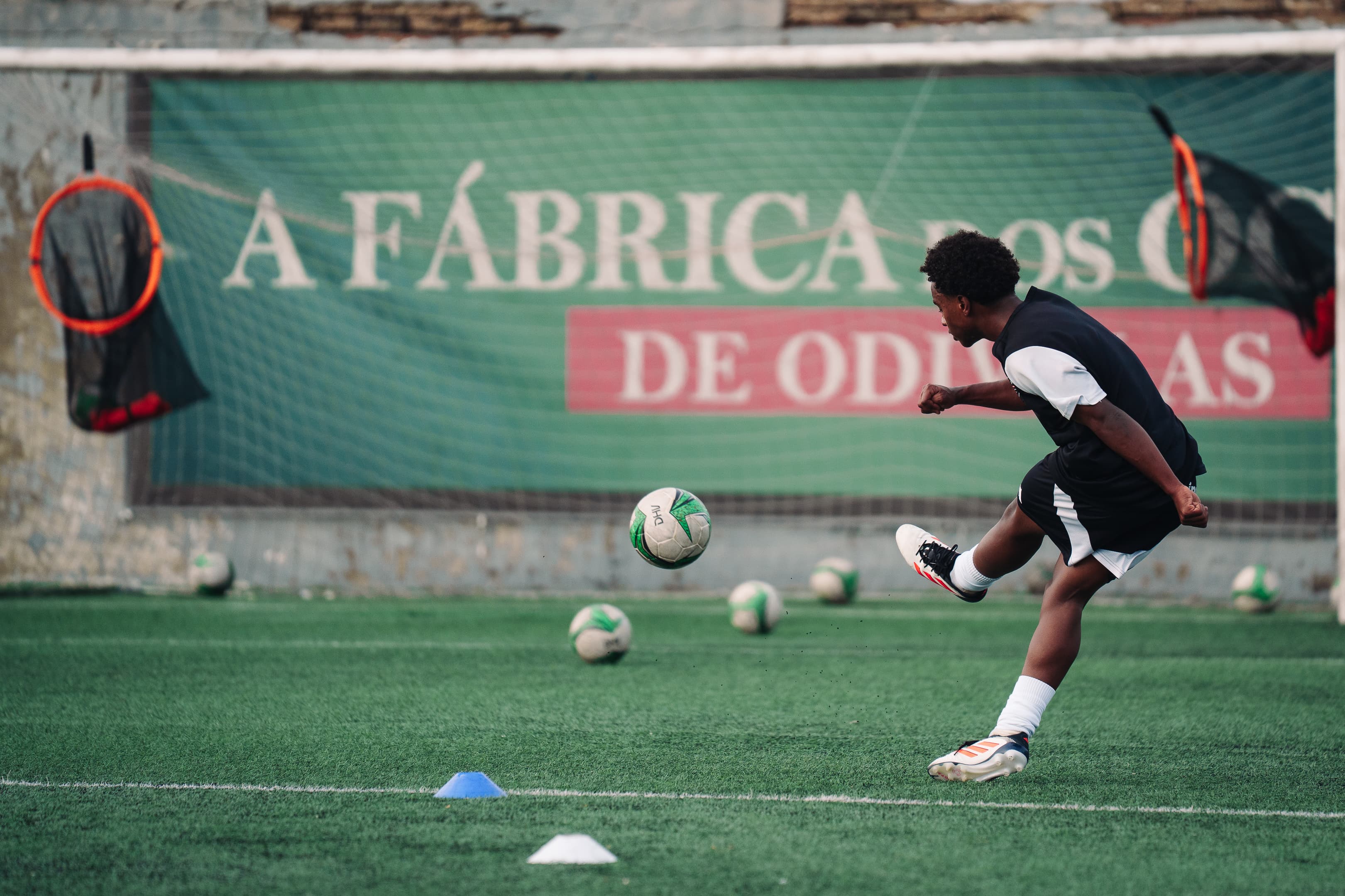 Sion Academy Moment 24